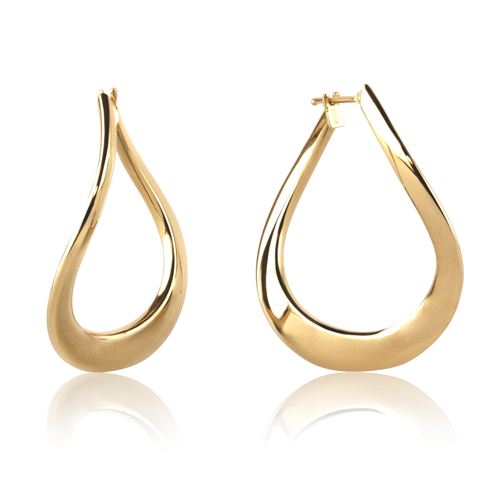 Sculptural gold earrings made in Italy