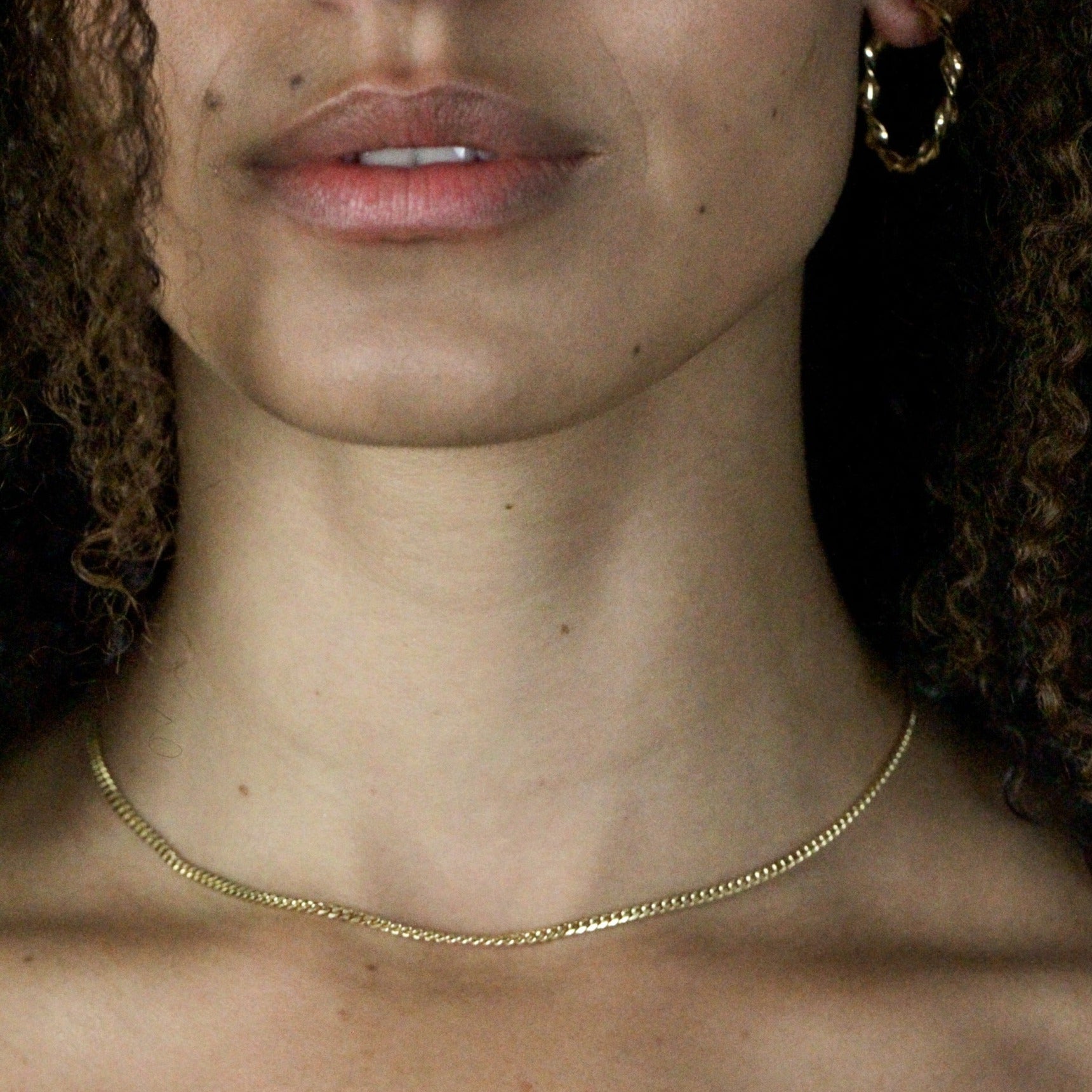 cuban gold chain curb link on model