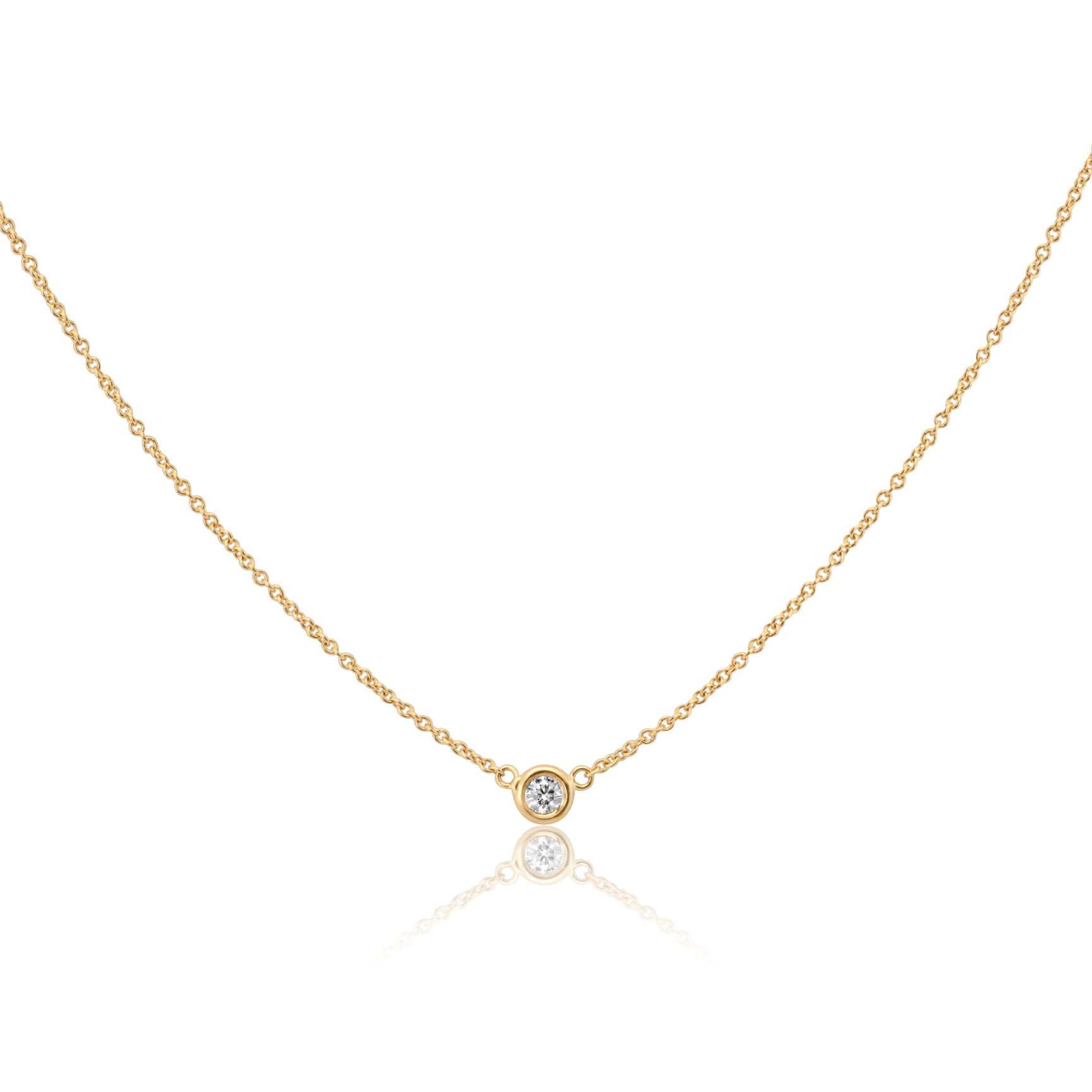 yellow gold chain with diamond